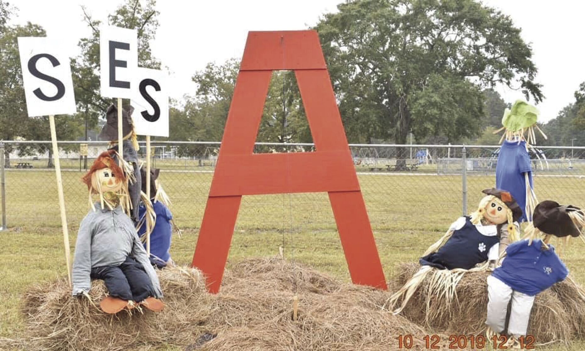 City of Wiggins Scarecrow contest underway